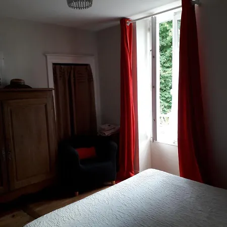 Nocleg ze śniadaniem Les Talvasieres Le Mans