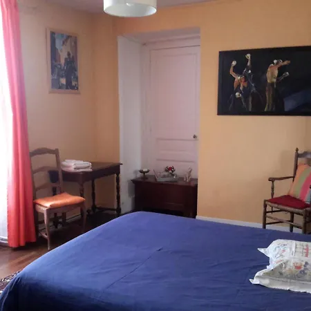 Les Talvasieres Bed & Breakfast Le Mans