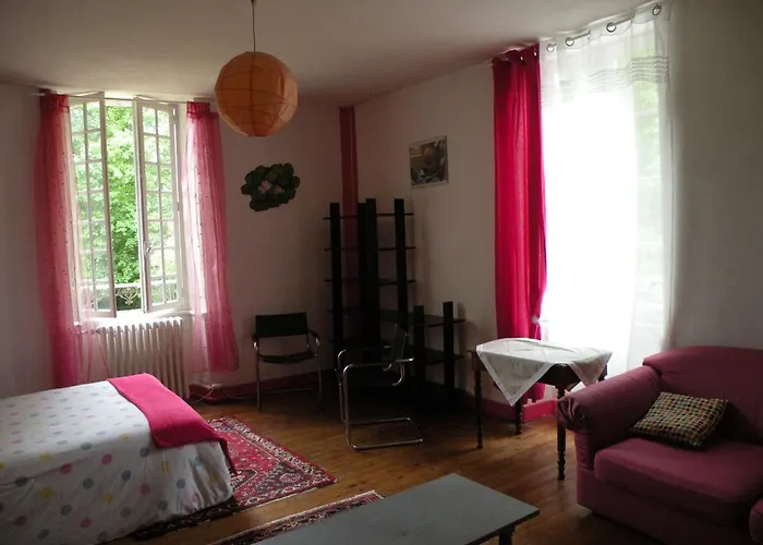 Les Talvasieres Bed & Breakfast Le Mans